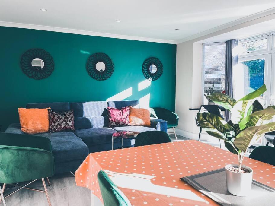 Modern 3 Ground Floor Parking And Garden Appartement Bournemouth Buitenkant foto