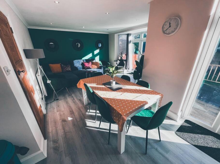 Modern 3 Ground Floor Parking And Garden Appartement Bournemouth Buitenkant foto